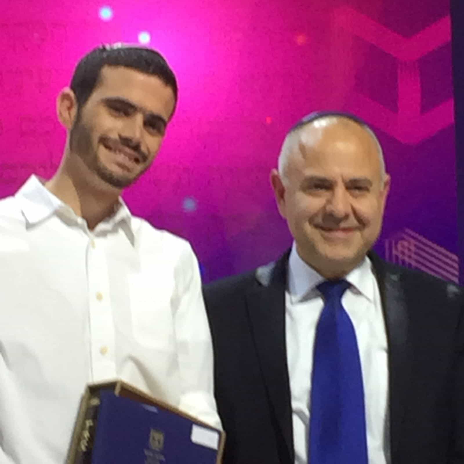 ידידיה מיוחס ממודיעין הוא חתן חידון התנ"ך הארצי למבוגרים לשנת תשע"ח