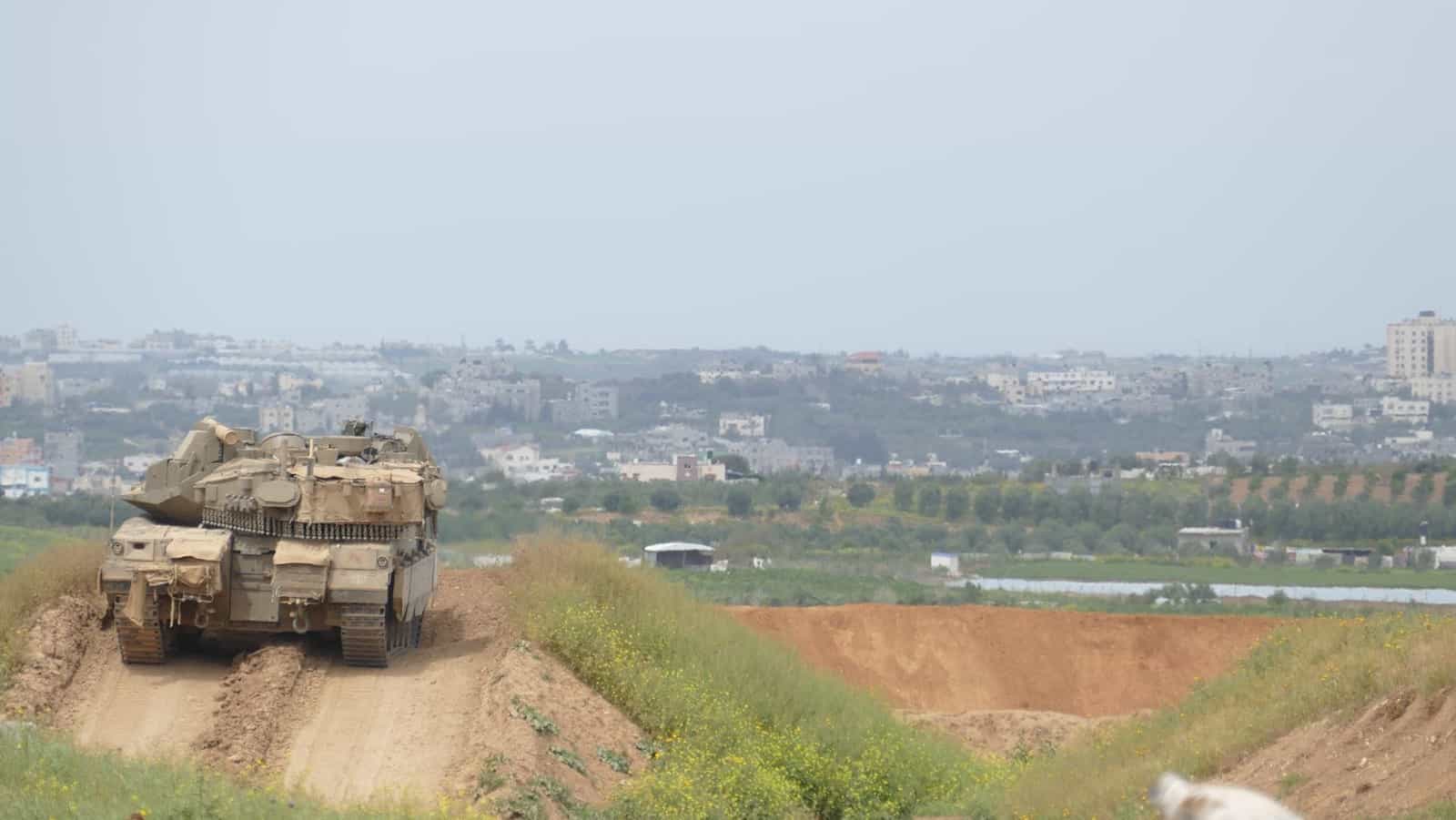 פרסום ראשון: כוחותינו תקפו באמצעות כלי טיס וטנקים בעזה בתגובה לירי לעבר כוח סמוך לגדר הרצועה