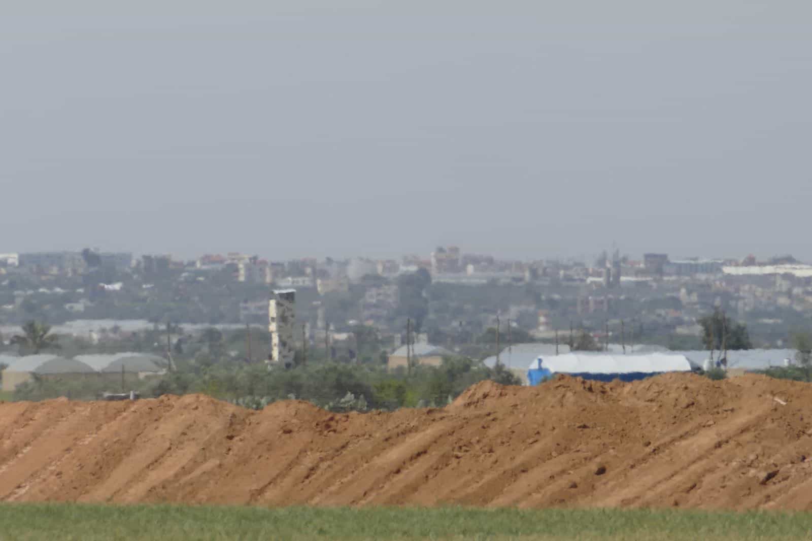 מחבל נורה ונפצע אנוש לאחר שזרק מטעני חבלה לעבר כוחותינו בגדר עזה