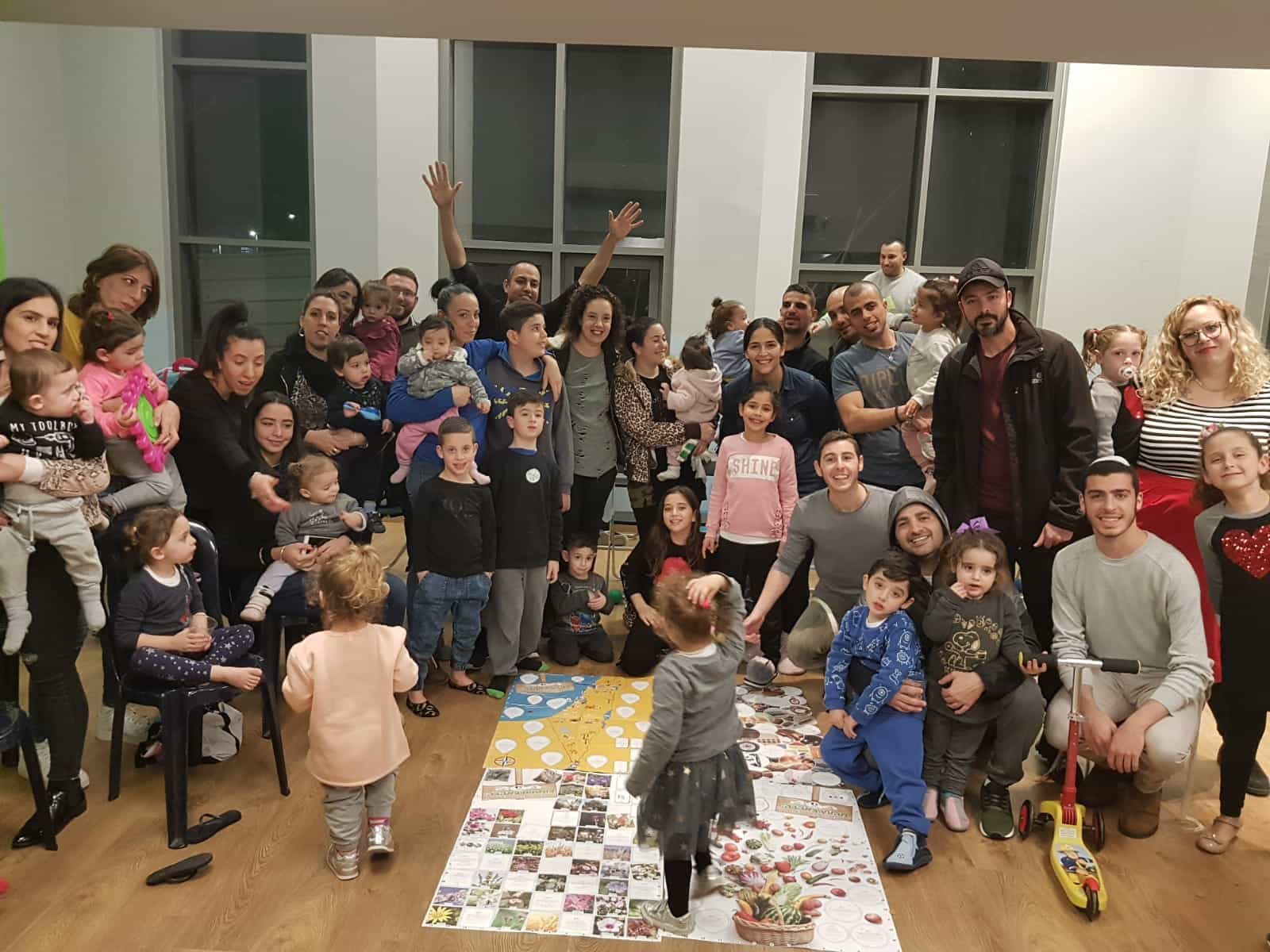 ט"ו בשבט נחגג בעשרות בתים משותפים בעכו