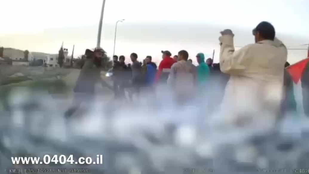 צפו בהזיה: פיגוע אבנים שתועד במצלמה ומה לדעתכם עשתה המשטרה?