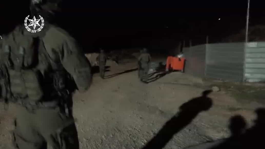 "זינקנו מעמדותינו ועצרנו אותם": כוחותינו ממשמר הגבול חשפו וסיכלו תשתית טרור בקלנדיה - צפו בתיעוד
