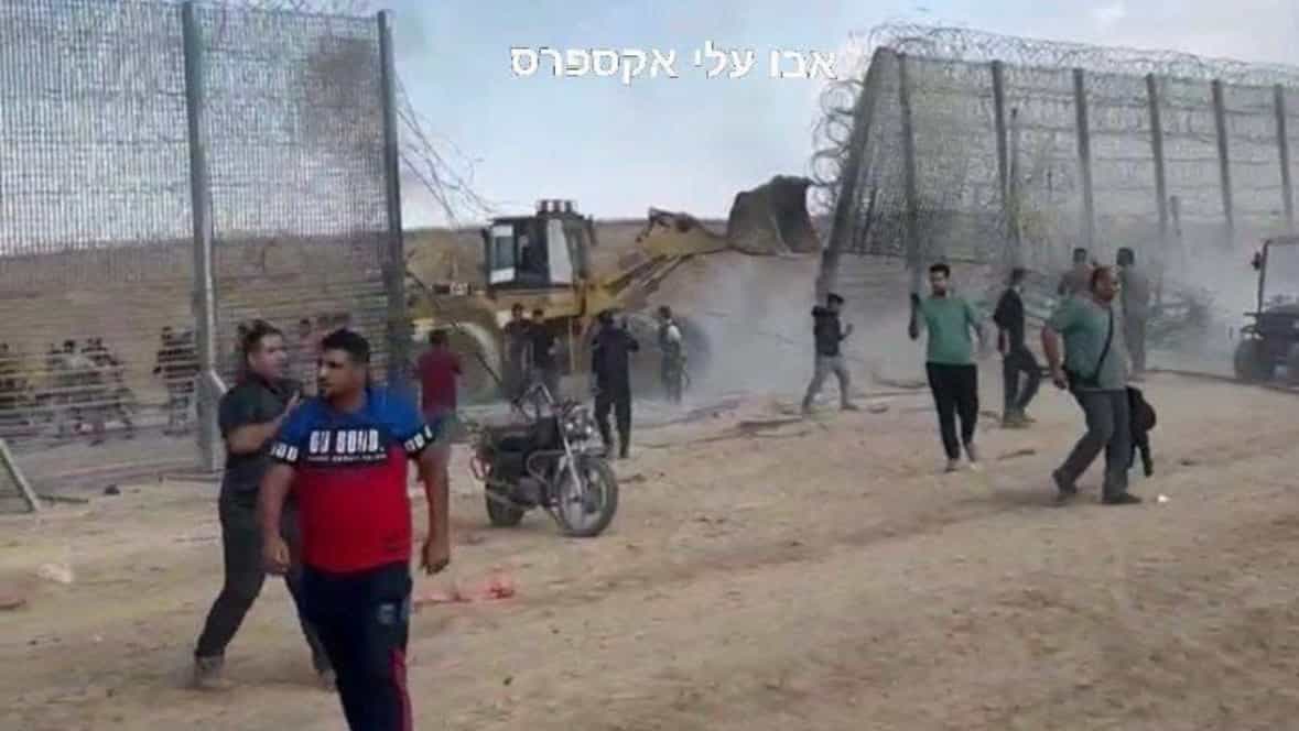 הרב אליהו הורה לחדשות 0404 לפעול בשבת: ״חובה לשאת נשק, מחשש לגלישה לגזרות נוספות״