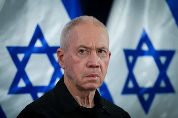 שר הביטחון גלנט: "הישג של 110 חטופים חיים שחוזרים - לא השיג אף צבא בעולם נגד ארגון טרור"