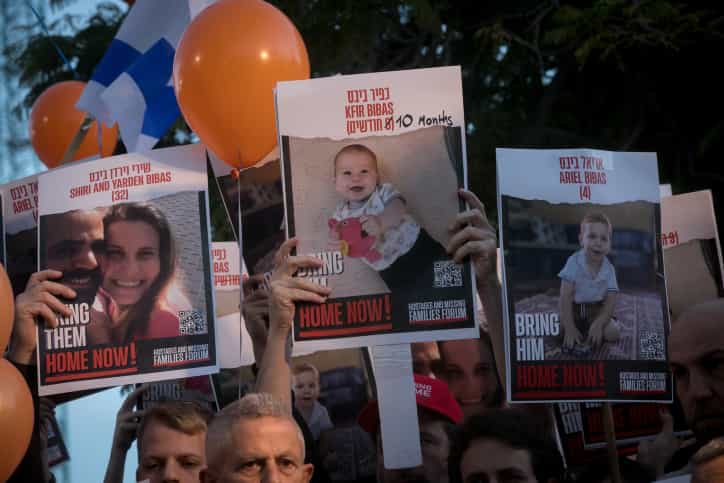 נציגת משפחת ביבס: "אנחנו מאמינים בטוב - לא ניתן לשם דבר לשבור אותנו"